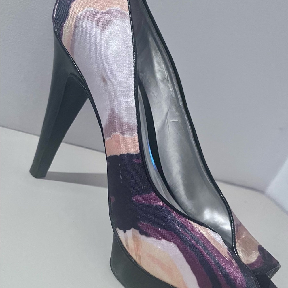 Carlos Santana Multicolor Peep-Toe Heels - Picture 2 of 3